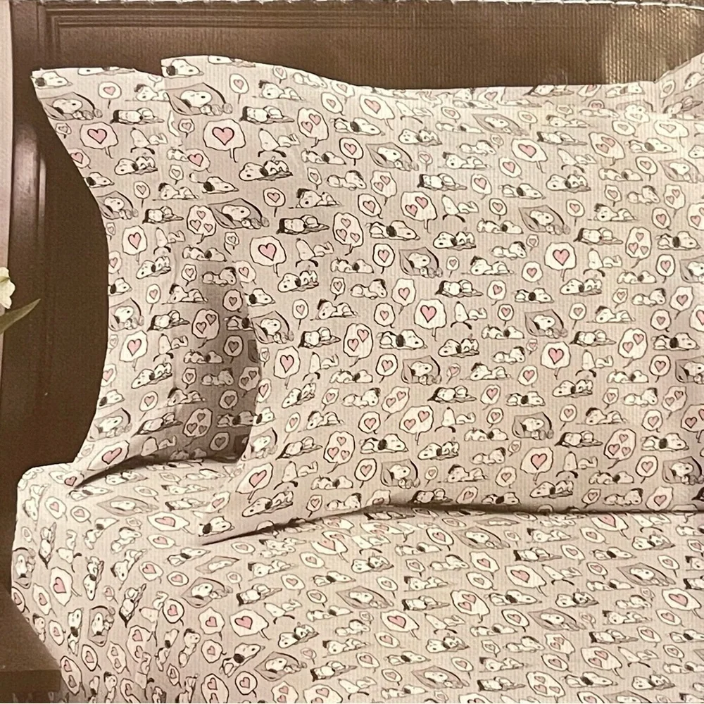 Snoopy Peanuts Full Size Valentine Sheet Set Gray pink Hearts NWT